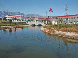 征途萬(wàn)里長(zhǎng)風(fēng)勁，重任千鈞再鼓帆-中農(nóng)穎泰集團(tuán)董事長(zhǎng)2025元旦賀詞